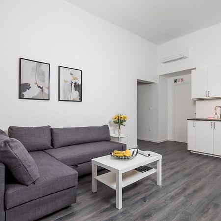 Apartment Nest In 1 Rijeka Bagian luar foto