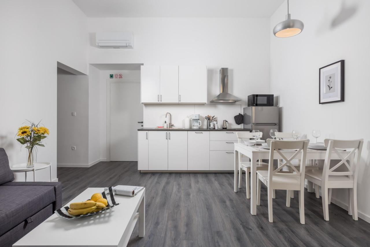 Apartment Nest In 1 Rijeka Bagian luar foto